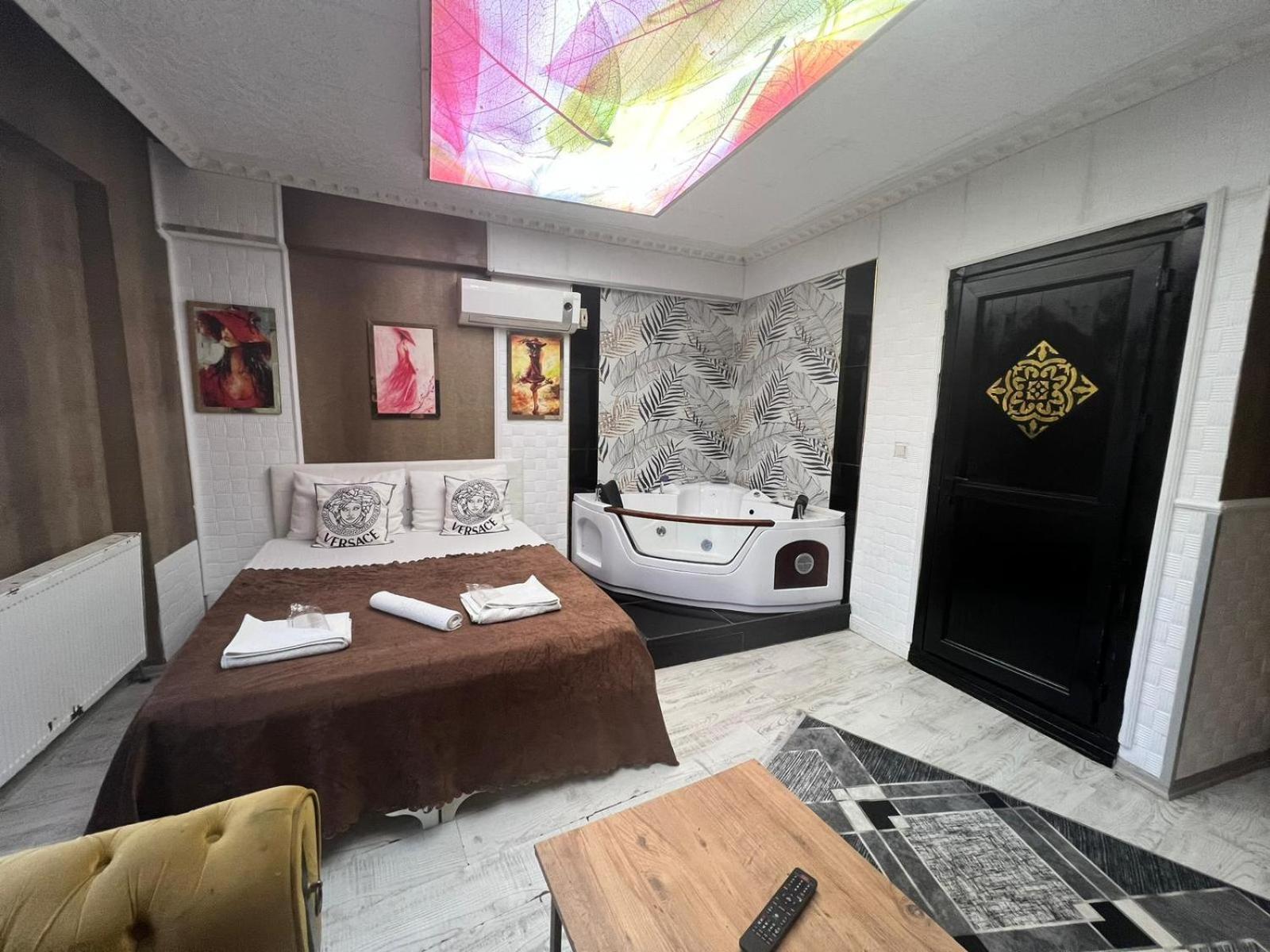 Royal Hotel Fatih איסטמבול מראה חיצוני תמונה